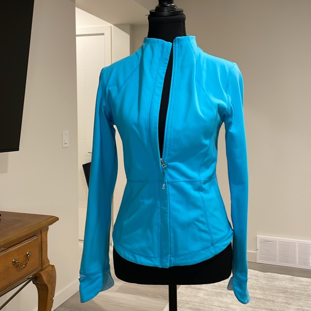 LA Senza Spirit Pretty Blue Activewear fitted jacket
